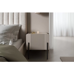 Szafka nocna z szufladą Malmi 45 cm - kaszmir / crema bianca / czarne nóżki