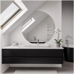 Lustro LUNO CUT – okrągłe lustro na poddasze z ściętymi bokami do łazienki