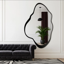 Lustro o nieregularnym kształcie w ramie mdf - POCO W RAMIE