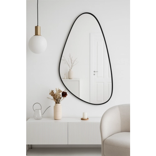 Lustro ORGANIC DROP – lustro o nieregularnym kształcie w czarnej ramie | Designerskie lustro organiczne do przedpokoju, salonu i sypialni